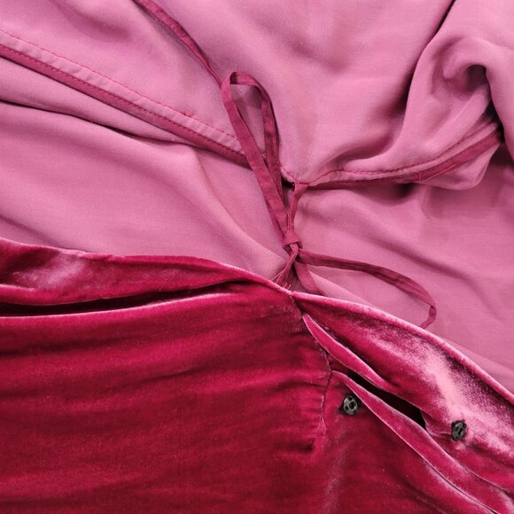 Soft Surroundings Fuchsia Pink Velvet Wrap Beaded Top Size Medium - Picture 4 of 5